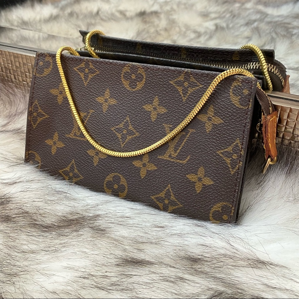 SOLD Louis Vuitton Bucket Pouch Crossbody PM